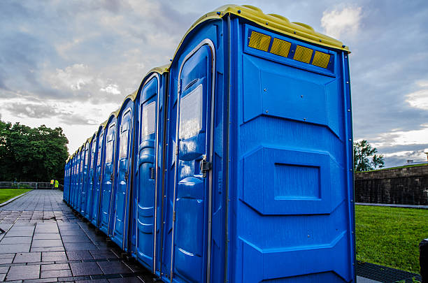 Best Portable toilet rental cost  in Salem, IN